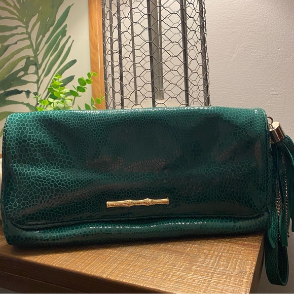 ELAINE TURNER CLUTCH - Picture 3 of 11